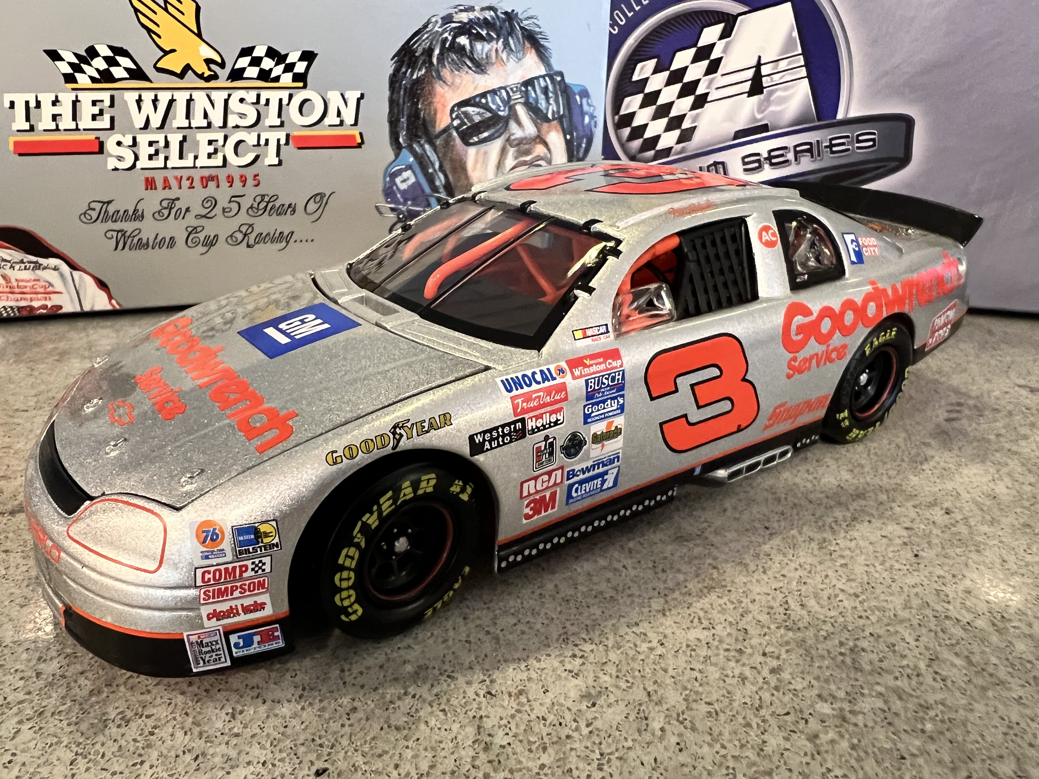 1995 Dale Earnhardt #3 GM Goodwrench / Silver Select - Action 1 of 33,333