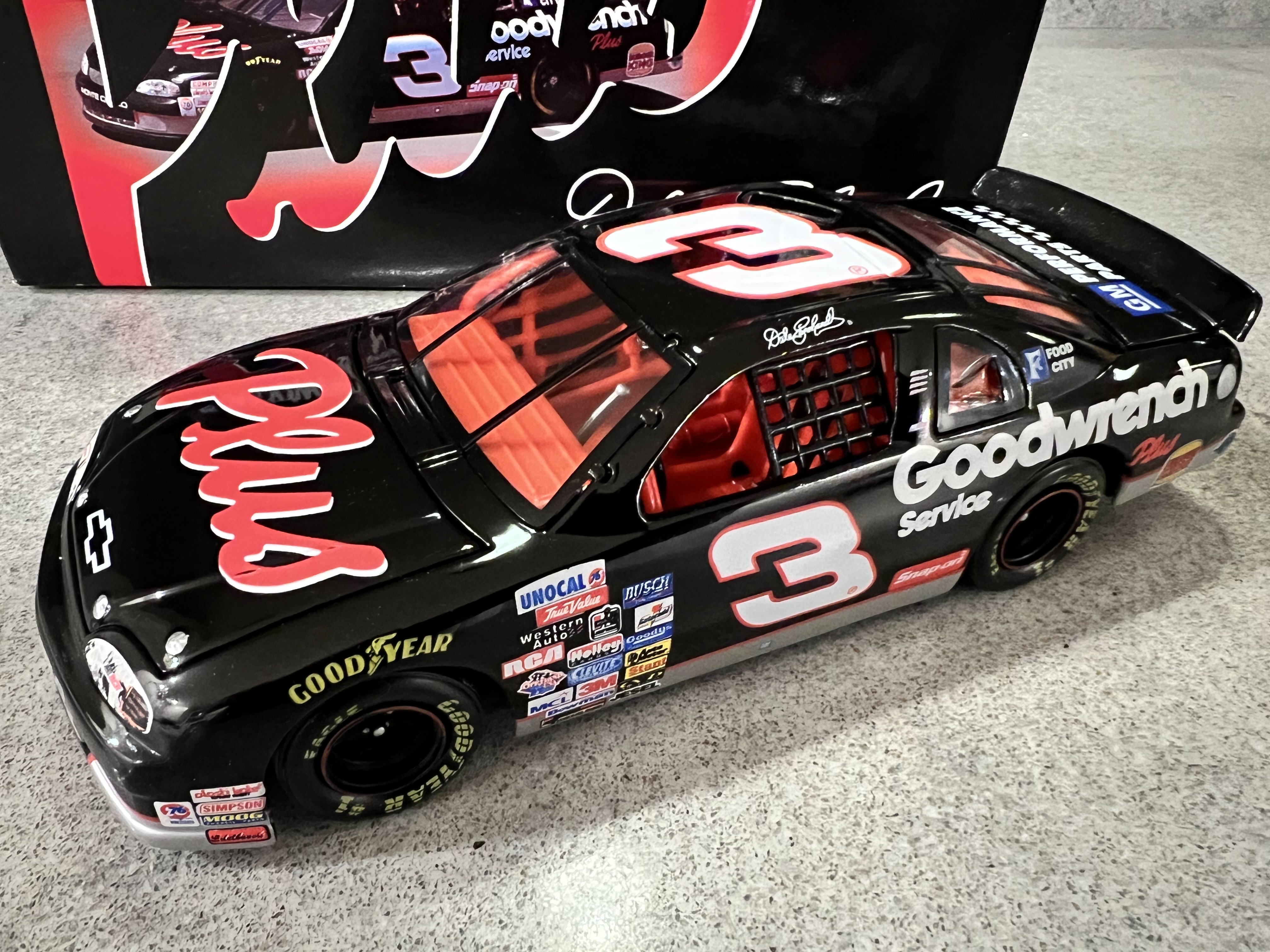 1997 Dale Earnhardt #3 GM Goodwrench Parts Plus - 1:24 Action