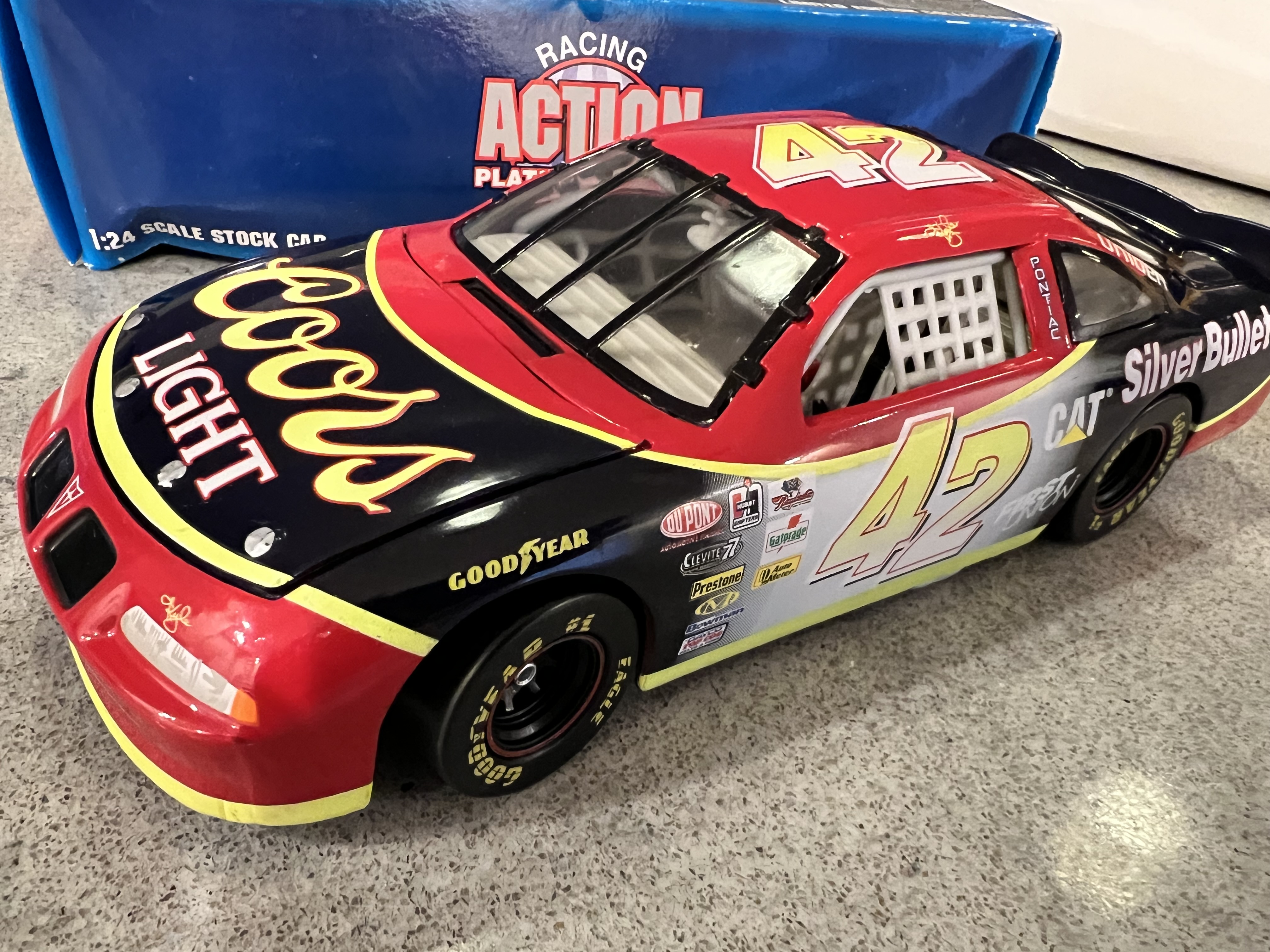 1996 Kyle Petty #42 Coor's Light Pontiac - Action 1:24 CWB