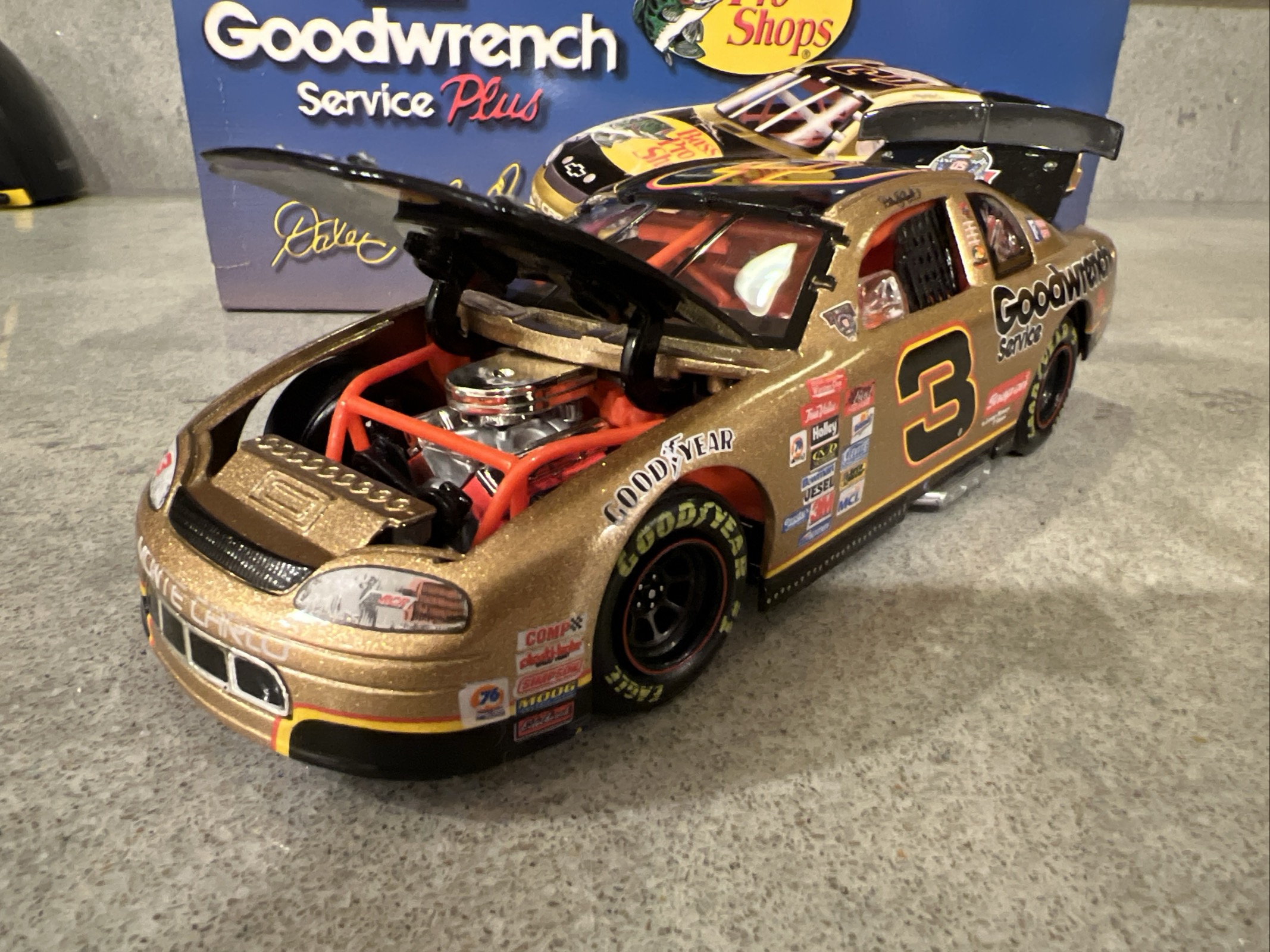1998 Dale Earnhardt #3 Bass Pro Shops Monte Carlo - Action