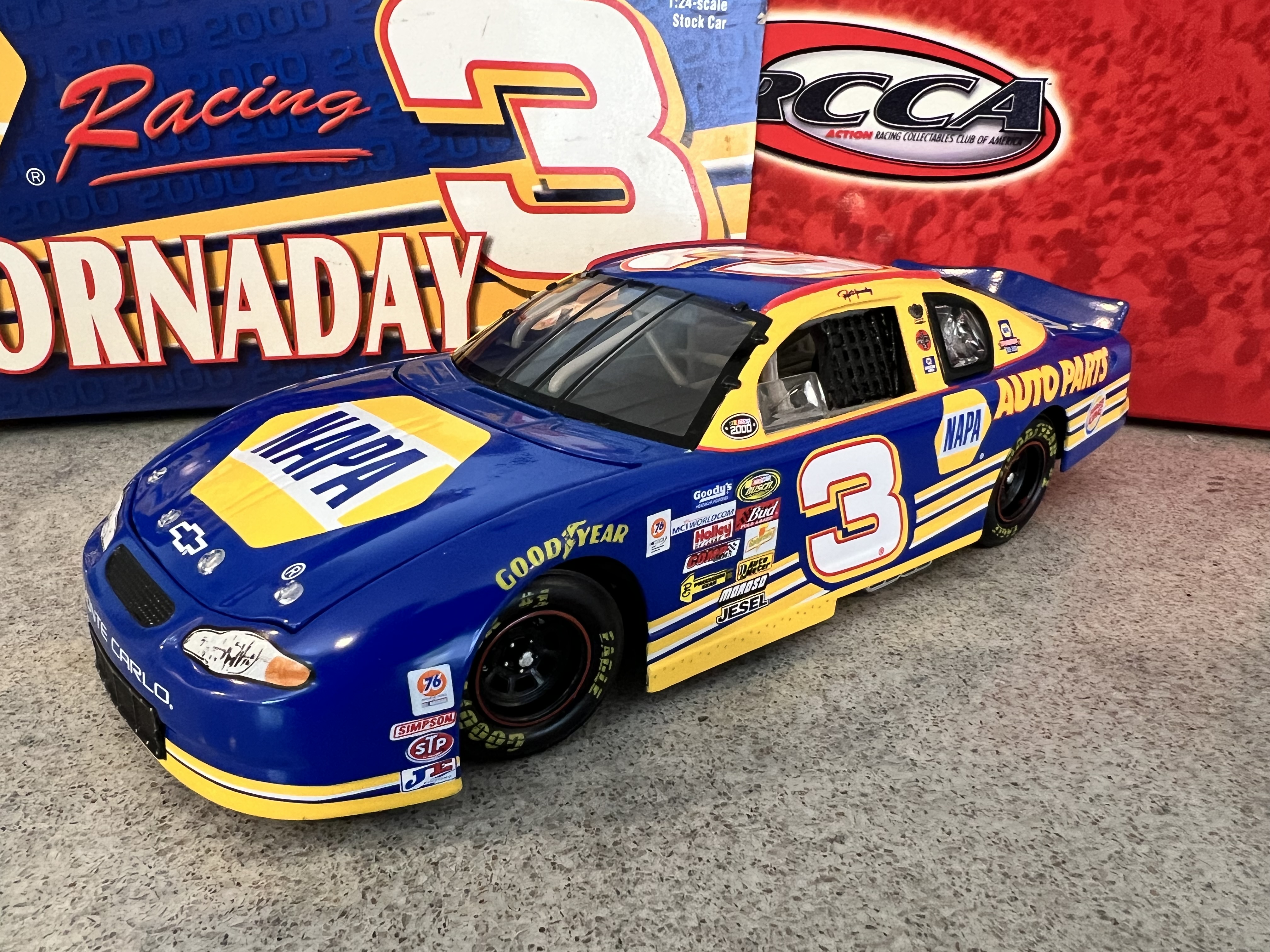 2000 Ron Hornaday #3 NAPA Monte Carlo Bank Action 1:24 CW Bank
