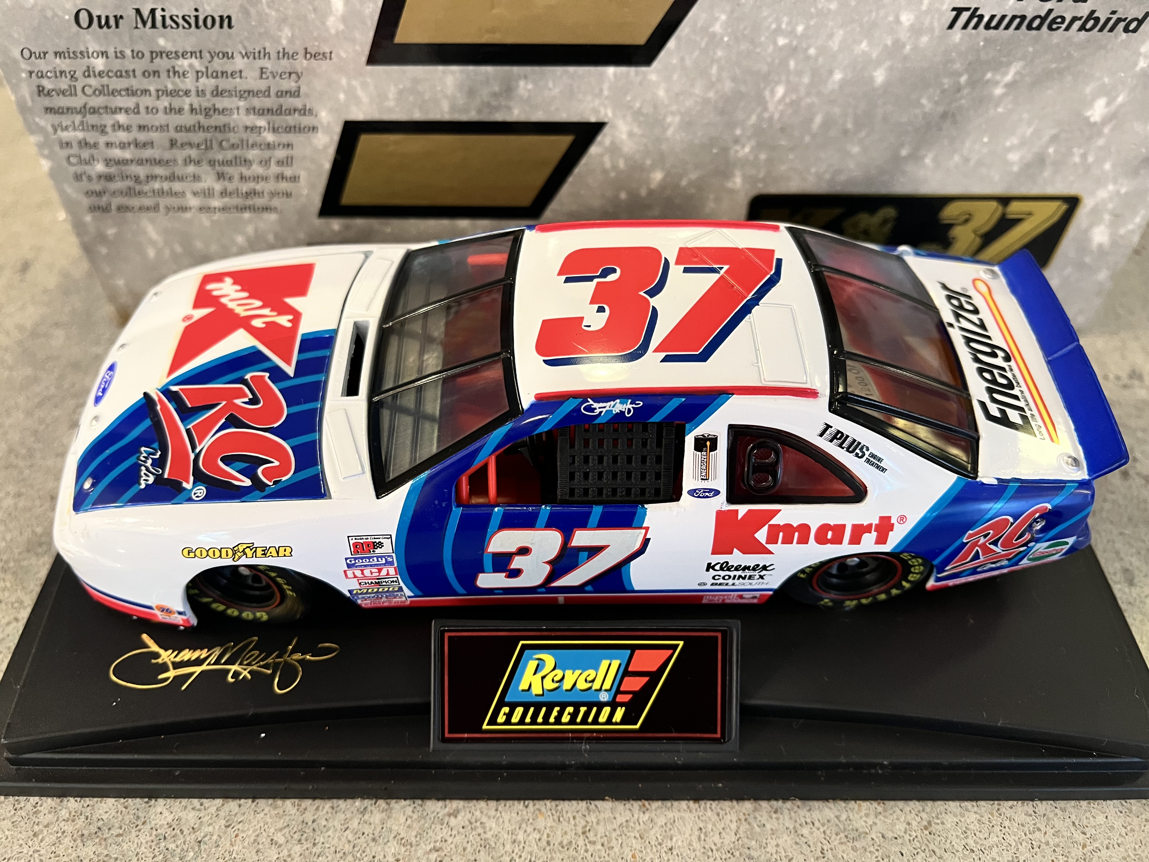 1997 Jeremy Mayfield #37 Kmart/RC Cola Taurus - Revell 1:24
